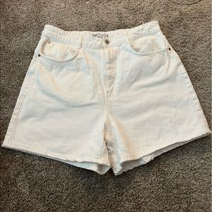 Zara White Mom Denim Shorts